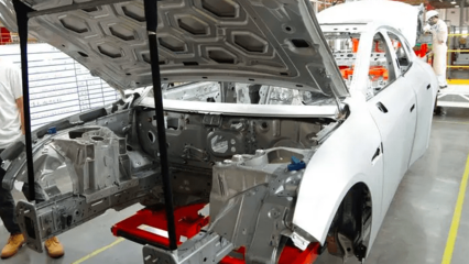 小鹏订购1.2万吨大型压铸机 技术转让助力，超越特斯拉指日可待？